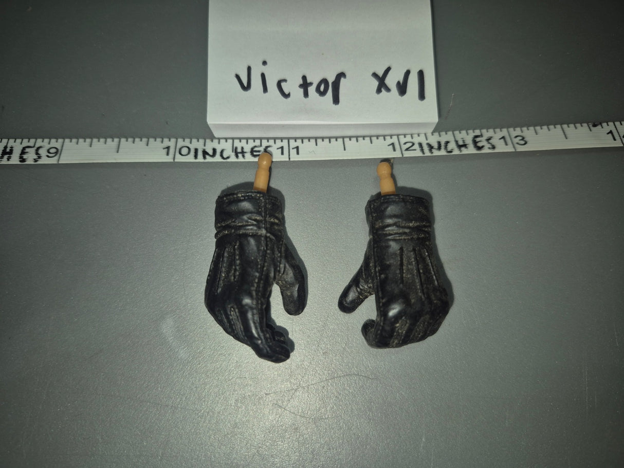 1/6 Scale Modern Era Black Gloved Hands Set