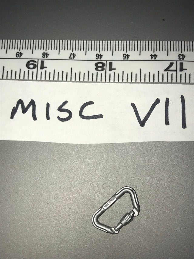 1/6 Modern Carabiner