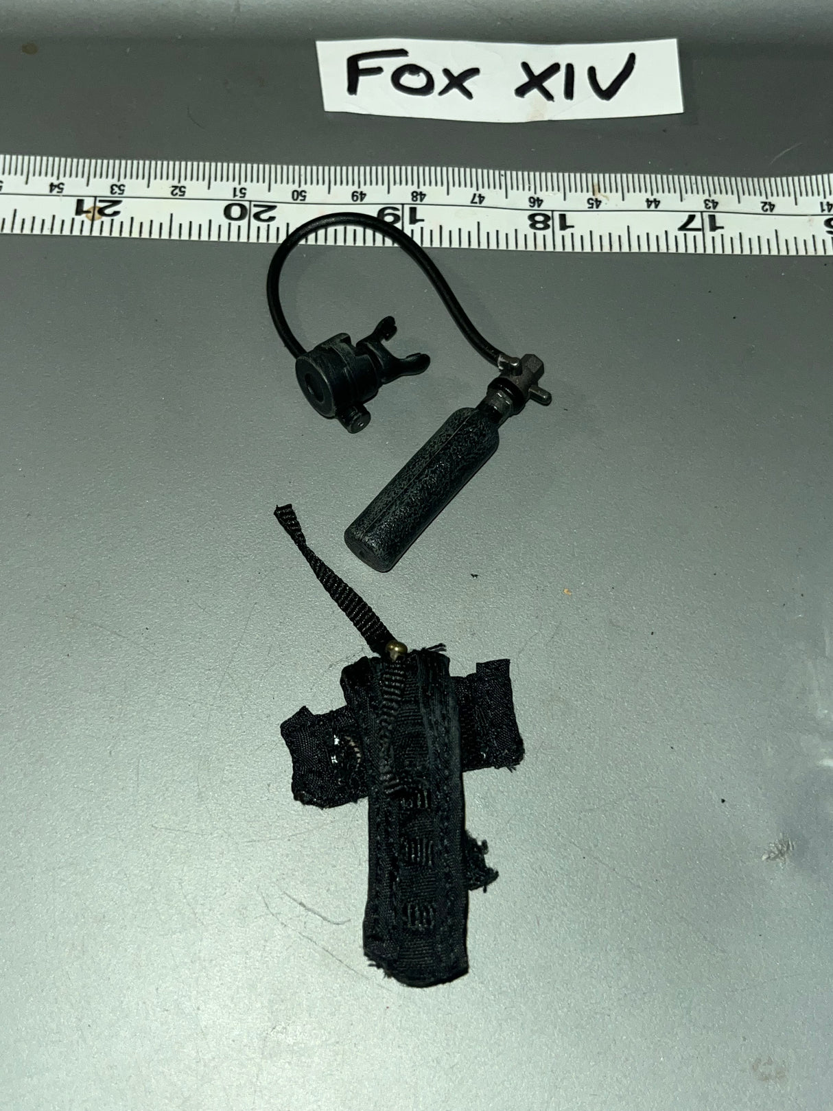 1/6 Scale Modern Oxygen Bottle