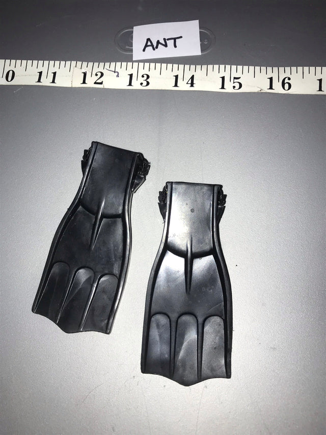 1/6 Scale Modern Era Scuba Swim Fins - dragon