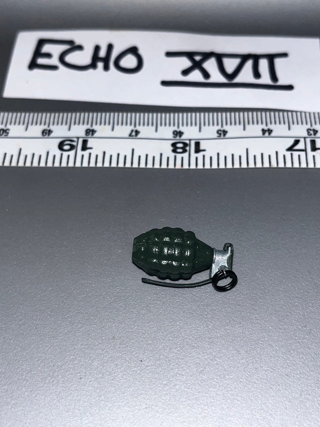 1:6 WWII US Metal Grenade