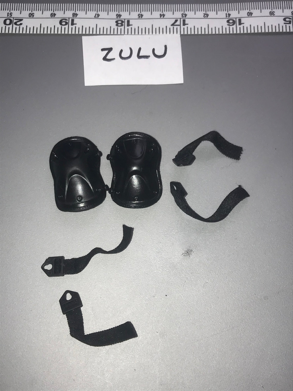 1/6 Scale Modern Era Knee Pads