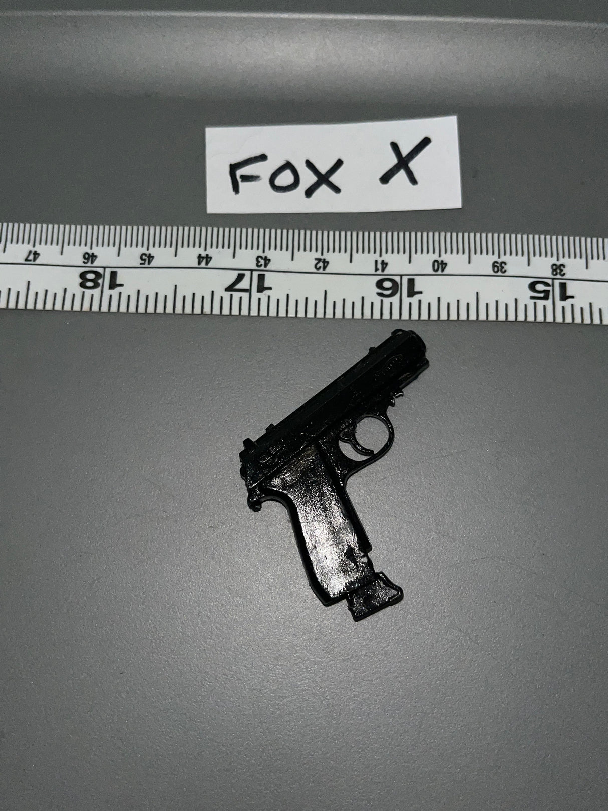1/6 Modern Era Pistol