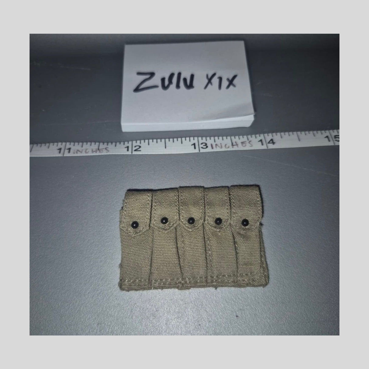 1/6 Scale WWII US Thompson SMG Five Cell Magazine Pouch - Dragon