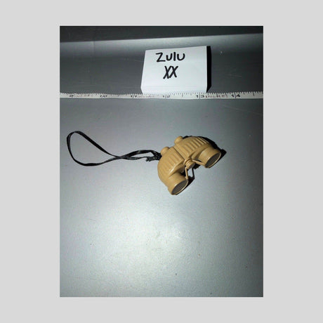 1/6 Scale Modern Era Tan Binoculars with Strap - SOTW