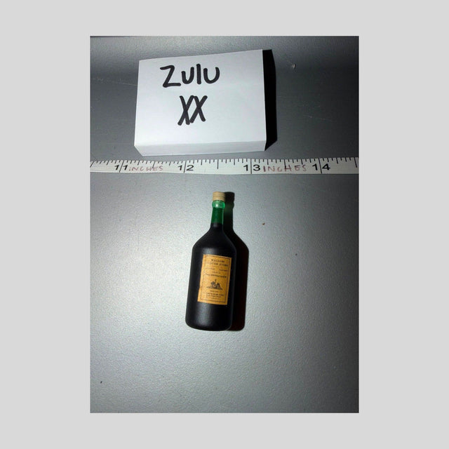 1:6 Scale WWII German Wine Bottle - Dragon