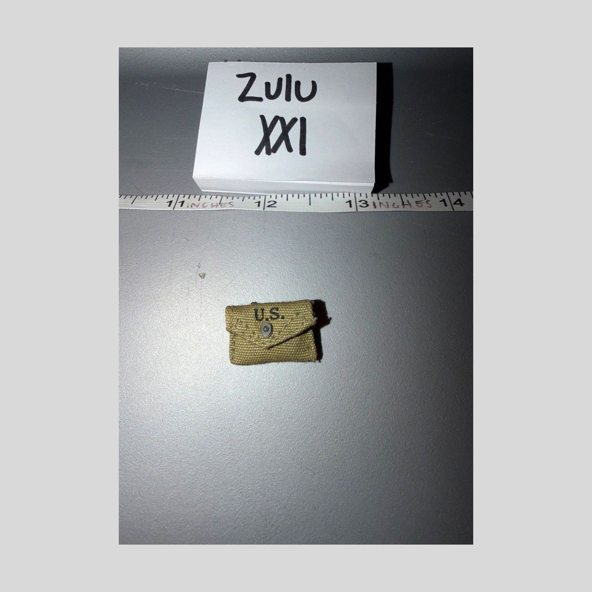 1/6 Scale WWII US First Aid Pouch - DID