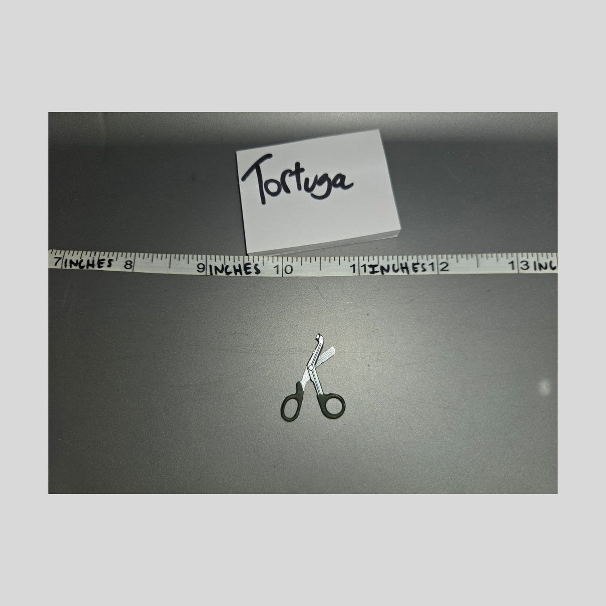 1/6 Scale Modern Era Trauma Shears