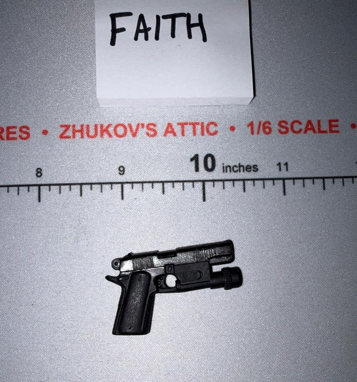 1/6 Scale Modern Era Pistol with Tactical Light - Ultimate Soldier