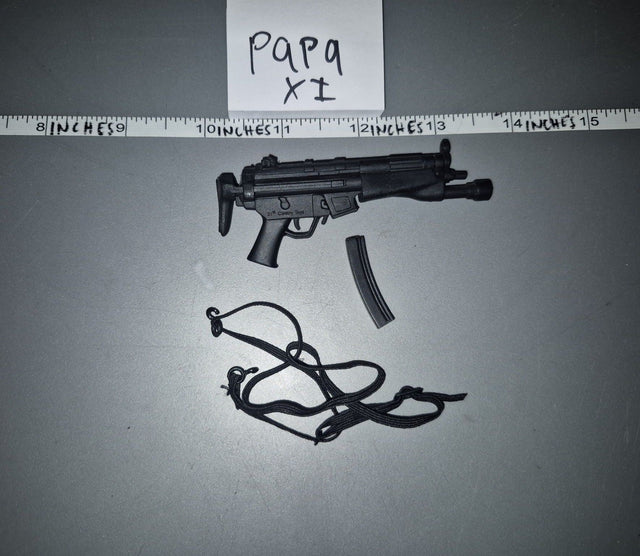 1/6 Scale Modern Era MP-5 Submachine Gun with Sling and Magazine - 21st Century Toys