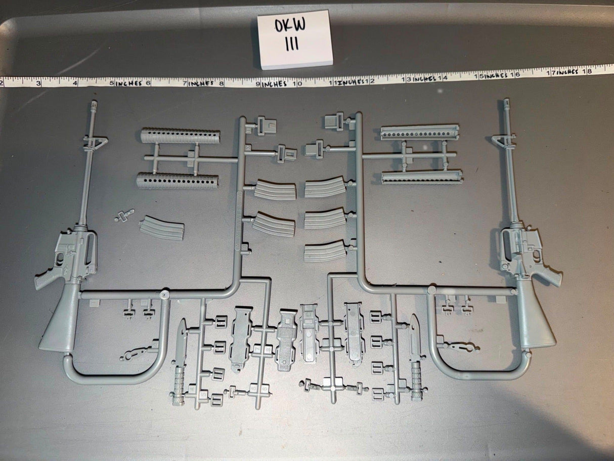 1/6 Scale Vietnam Modern US M16 Rifle Accessory Sprue Model Kit Set - Dragon