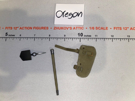 1/6 Scale WWII British Entrenching Tool with Handle - Dragon