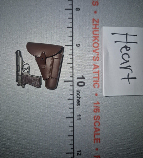 1/6 Scale WWII German Pistol and Holster Set - Dragon