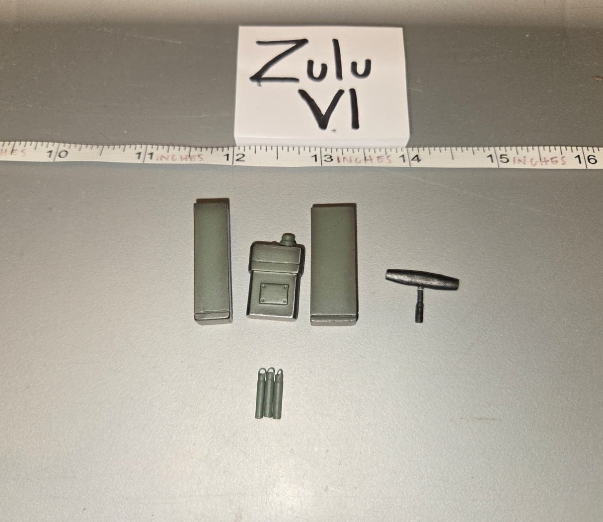 1/6 Scale WWII German Era Explosives and Detonator lot