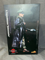 1/6 Scale WWII German Waffen 9. Panzerdivision Hohenstaufen Panzer Reconnaissance Figure - NIB Ujindou