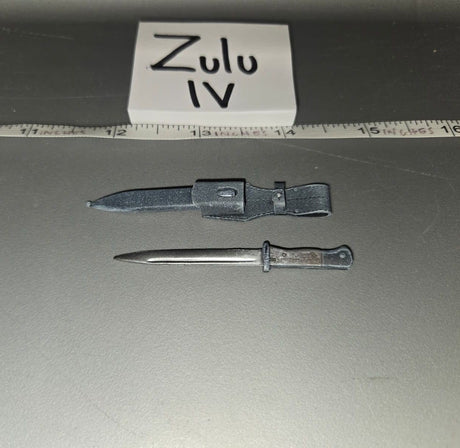 1/6 Scale WWII German Bayonet and Scabbard - Dragon