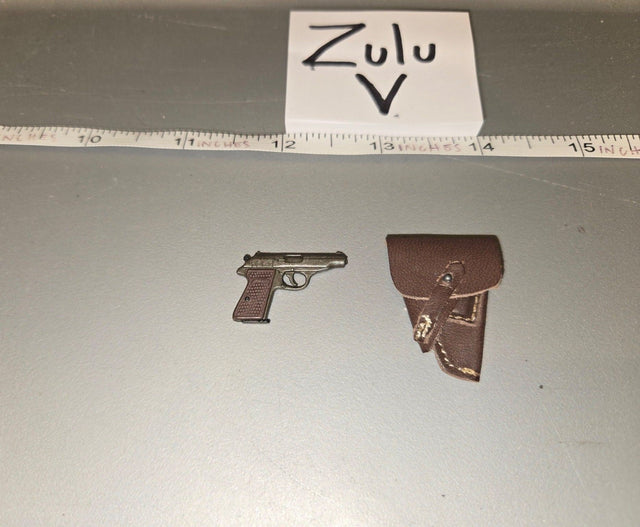 1/6 Scale WWII German Pistol and Holster