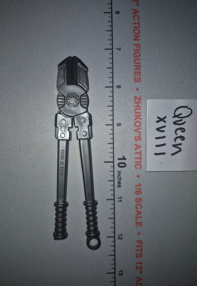 1/6 Scale Modern Era Bolt Cutters