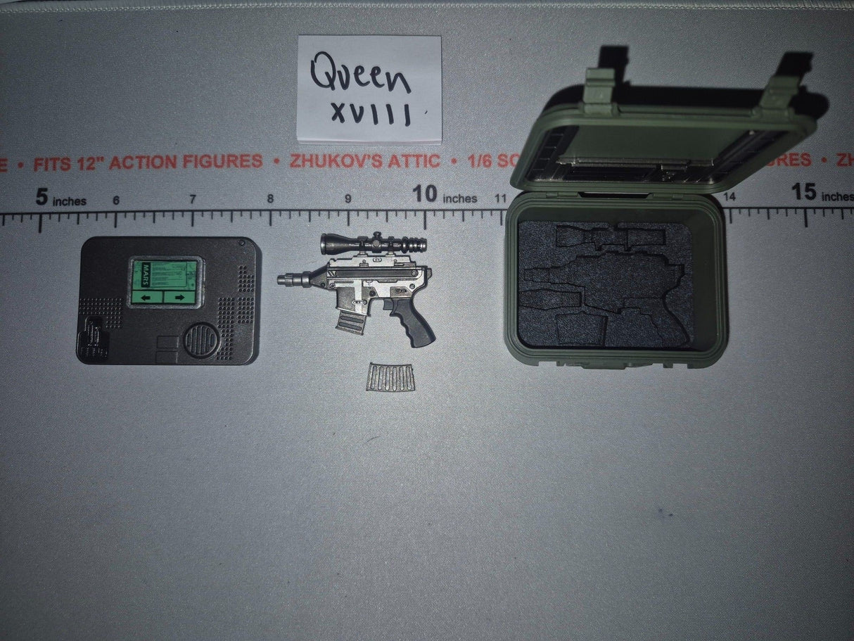 1/6 Scale Science Fiction Modern Weapon Set with Case and Communicator