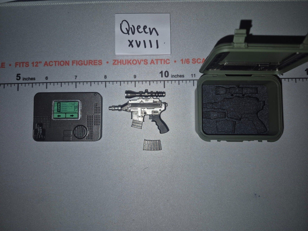1/6 Scale Science Fiction Modern Weapon Set with Case and Communicator