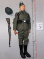1:6 Scale WWII German Heer Dressed Figure with Rifle and Helmet - Dragon
