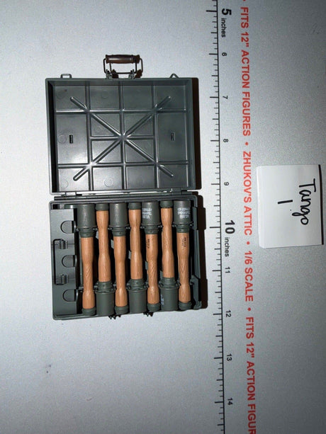 1/6 Scale WWII German Grenade Ammunition Box - Dragon