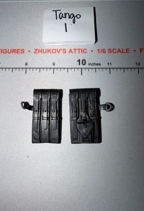 1/6 Scale WWII German Mp-40 Ammunition Pouches - Dragon