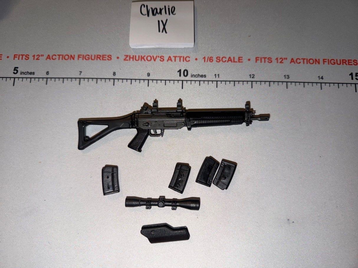 1/6 Scale Modern Era Assault Rifle with Accessories