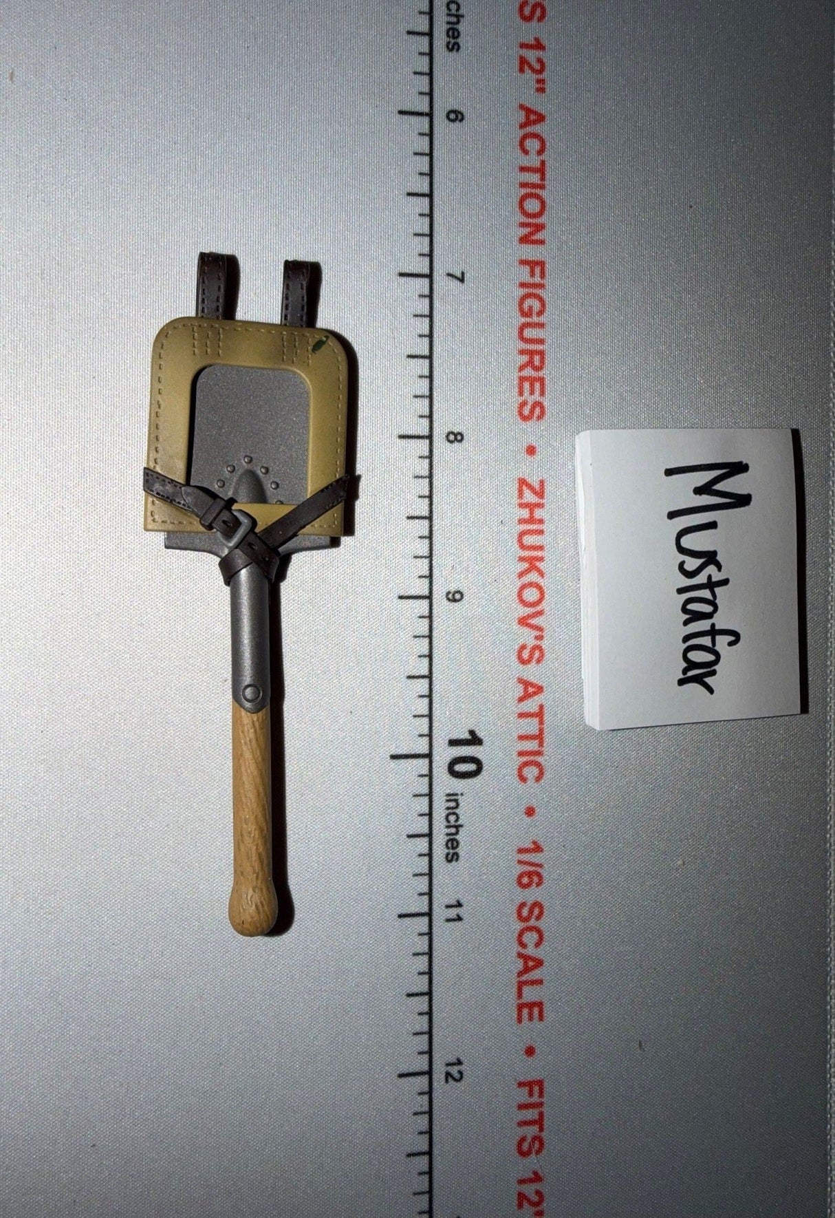 1/6 Scale WWII German Entrenching Tool with Cover - Dragon