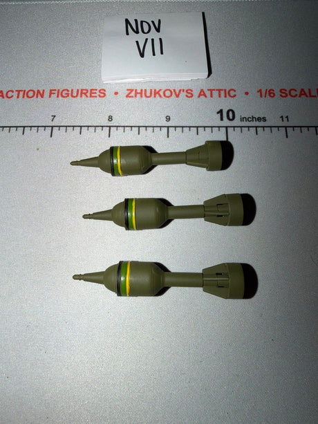 1/6 Scale WWII British Era Piat Ammunition Set