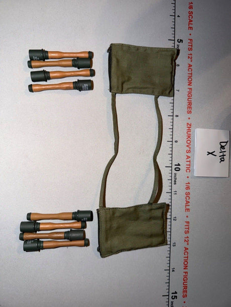1:6 Scale WWII German Grenade Bags - Afrika Korps