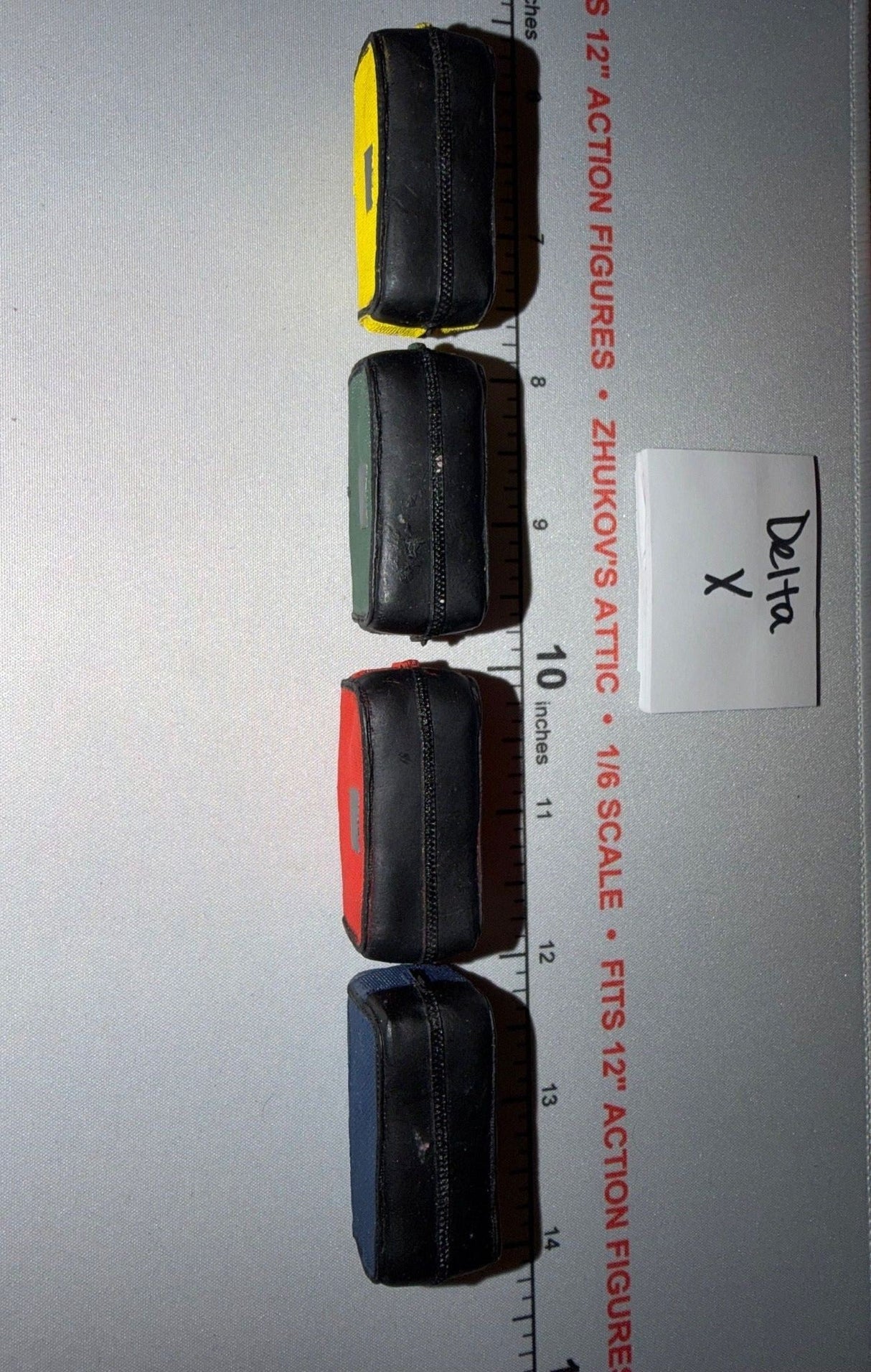 1/6 Scale Modern Era Medical Pouch Lot - Ultimate Soldier