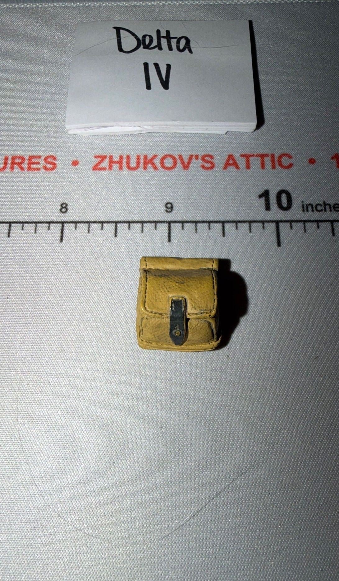 1/6 Scale Modern Russian Grenade Pouch