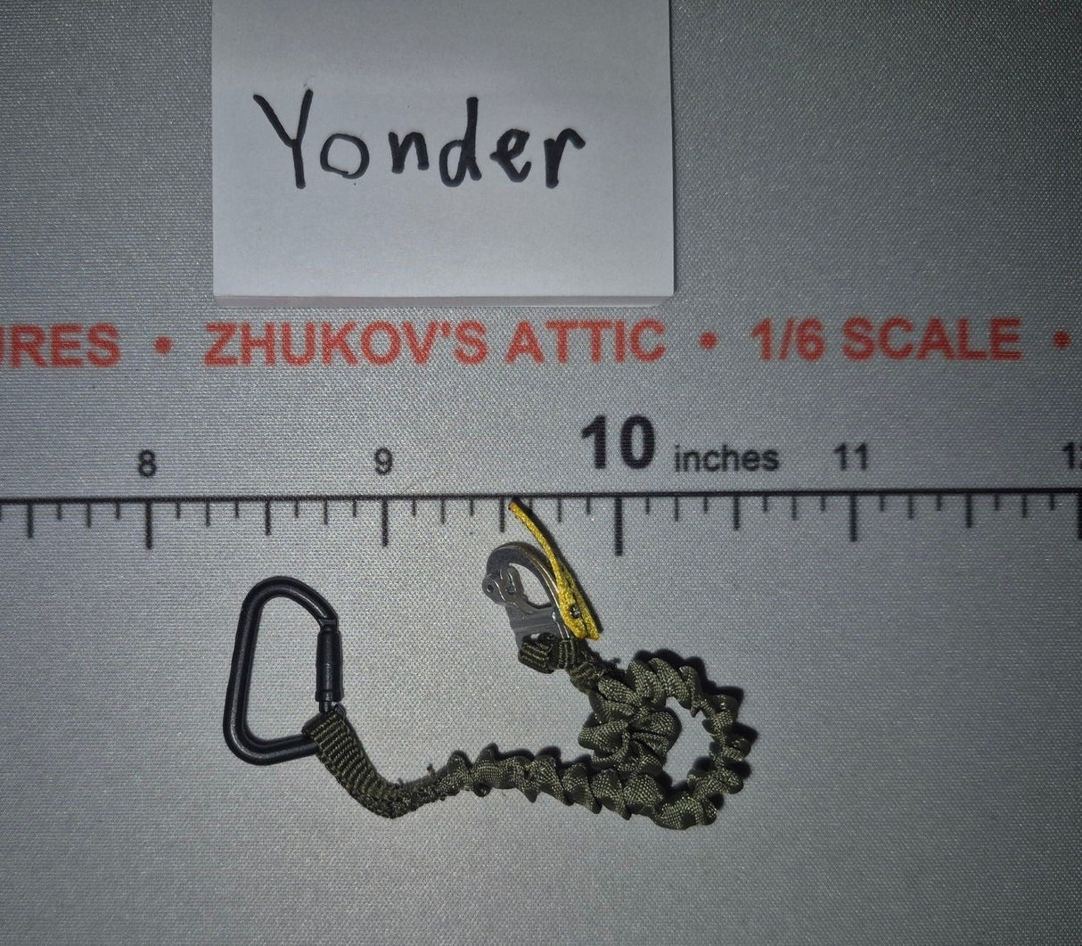 1/6 Scale Modern Era Extraction Lanyard with Carabiner Set