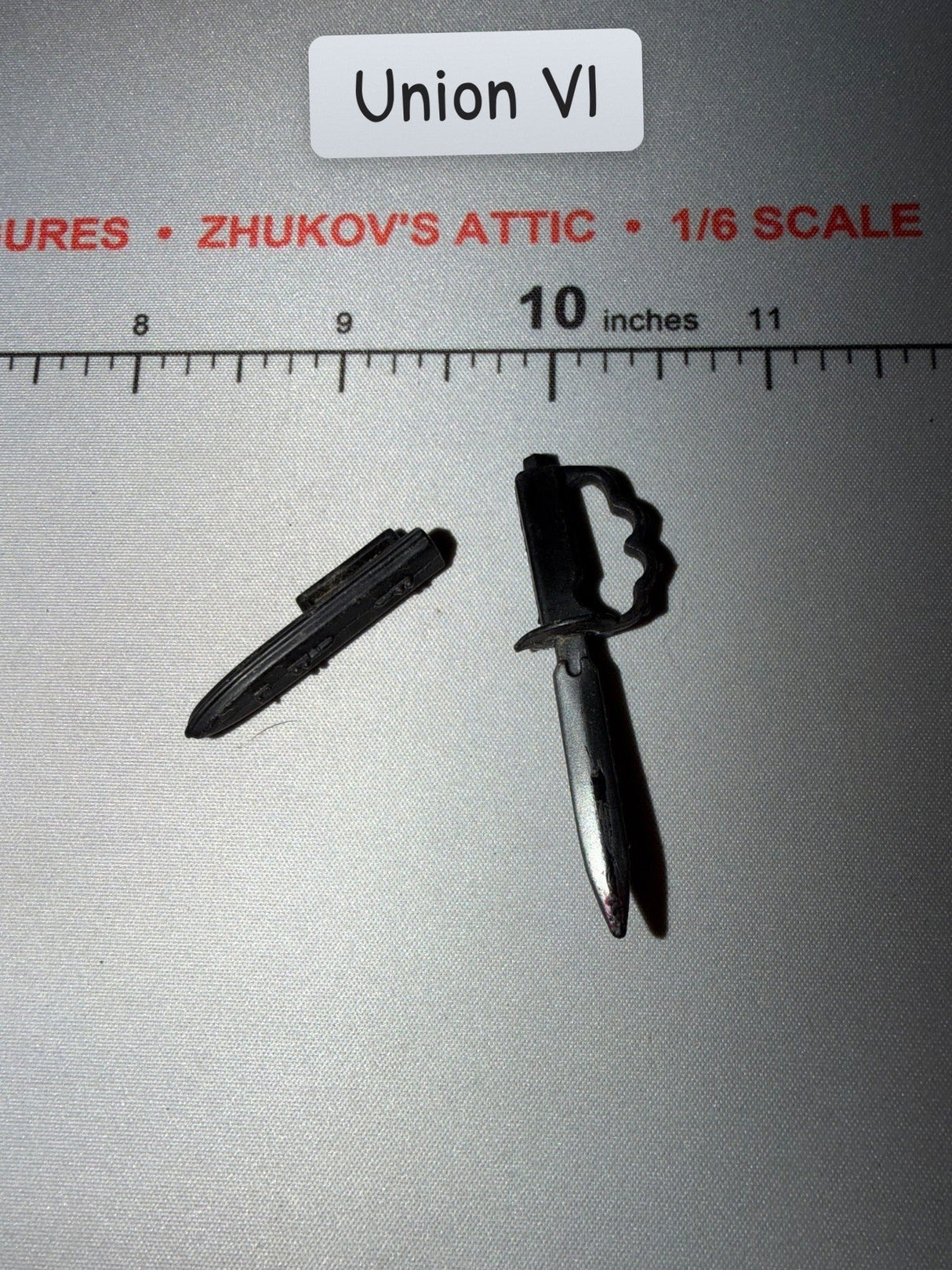1/6 Scale World War One US Fighting Knife and Scabbard