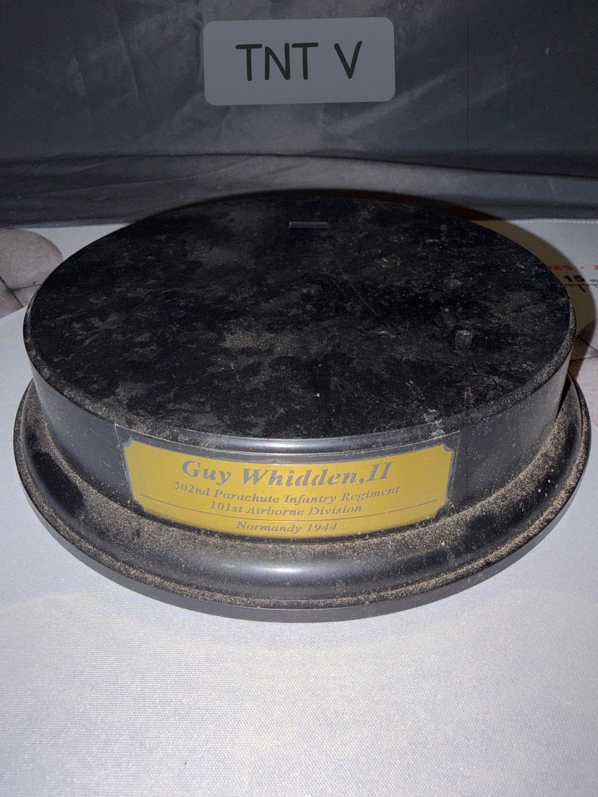 1/6 Scale WWII US Display Base with Name Plaque - Guy Whidden II - Soldier Story