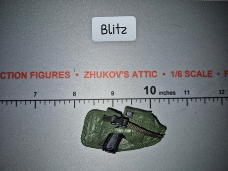 1/6 Scale Modern Era Pistol and Holster - BBI