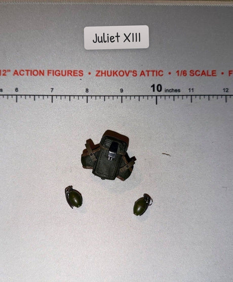 1/6 Scale Modern era Ammunition Pouch and Grenades