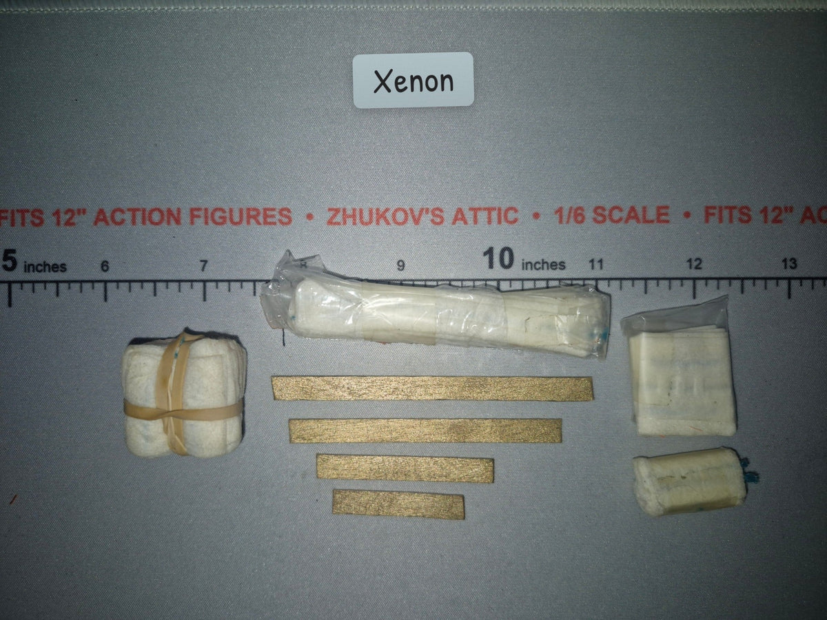 1/6 Scale WWII US Era Medical Bandage Roll and Splint Set