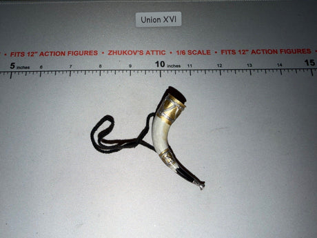 1/6 Scale Medieval Viking Era Drinking Horn with Strap - Sideshow - Lord of the Rings