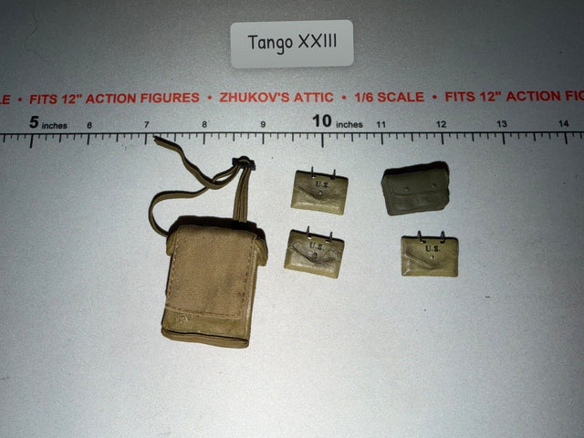 1/6 Scale WWII US Web Gear Pouches Lot