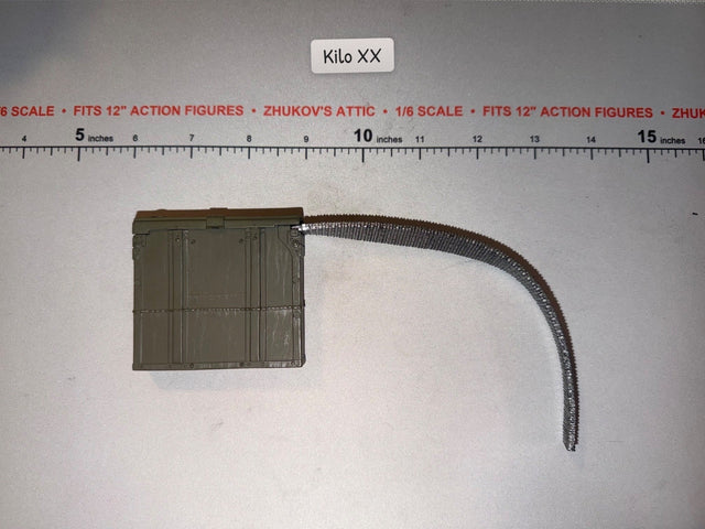 1/6 Scale Vietnam US Machine Gun Ammunition Can with Ammunition Belt - Large