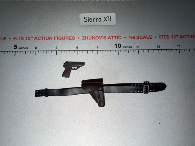 1/6 Scale WWII German Pistol and Holster and Belt