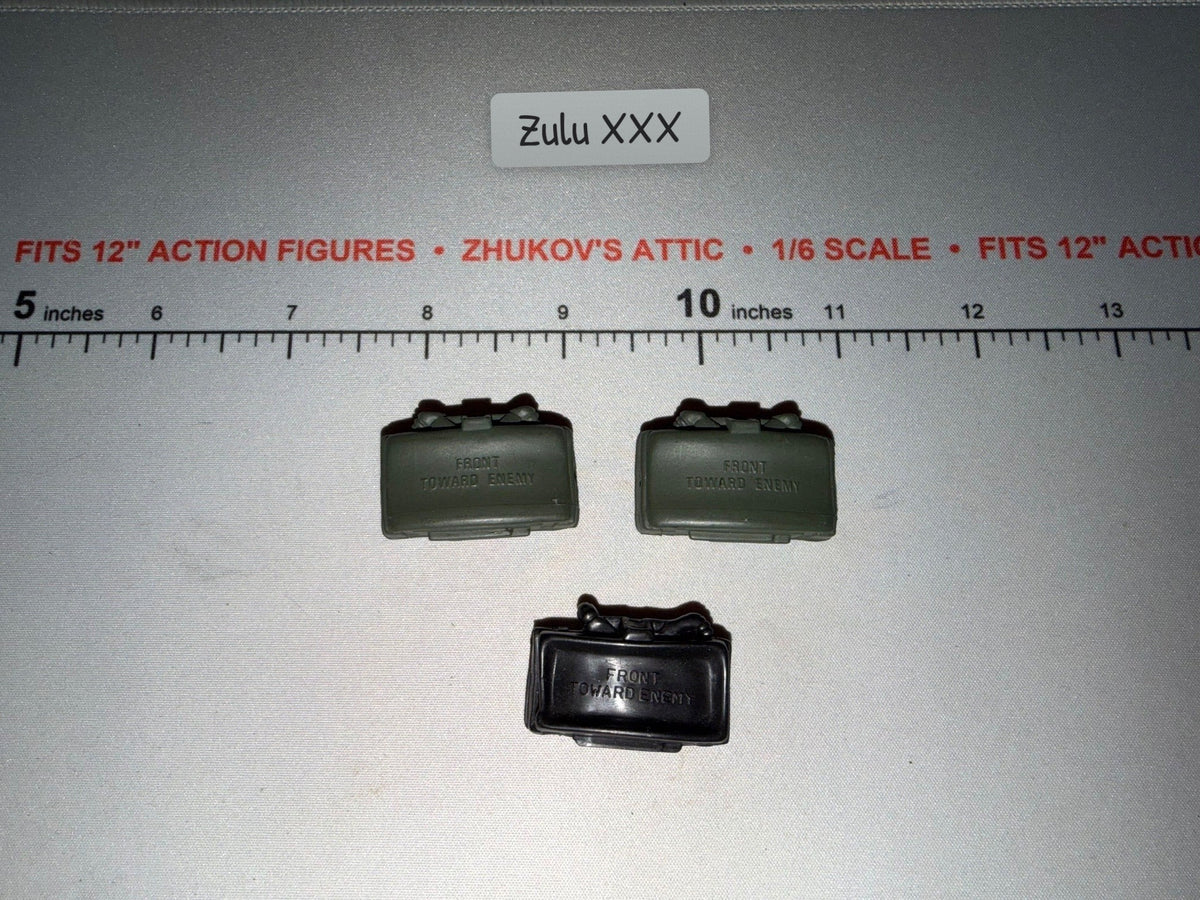 1/6 Scale Vietnam Era US Claymore Mine Set