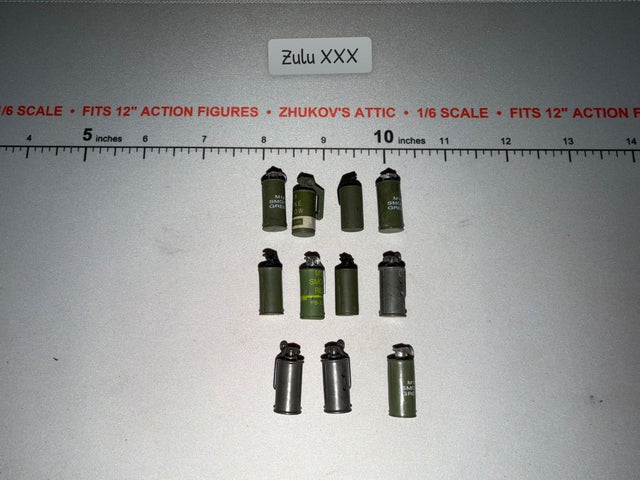 1/6 Scale Vietnam Era US Smoke Grenade Set