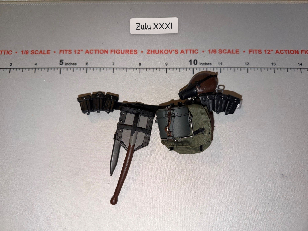 1/6 Scale WWII German Field Gear Set - Dragon