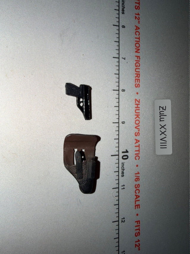 1/6 Scale WWII German Pistol and Holster Set