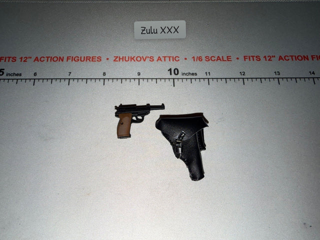 1/6 Scale WWII German Pistol and Holster Set