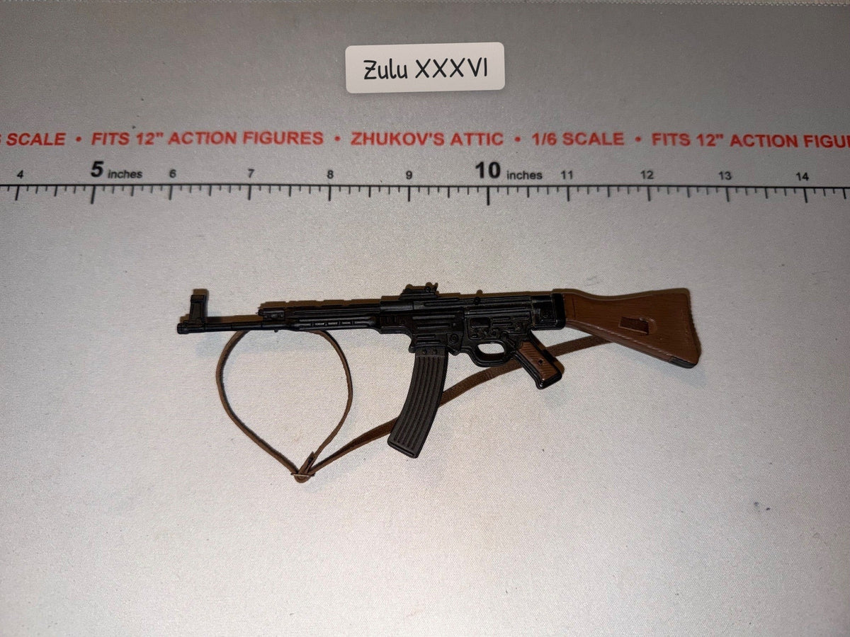 1/6 Scale WWII German MP-44 Assault Rifle with Sling