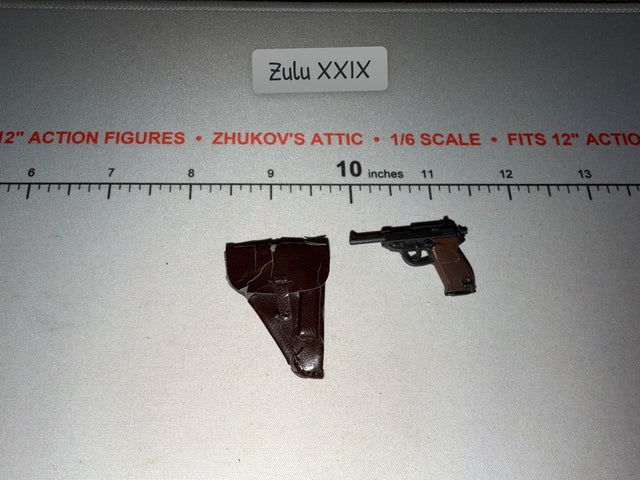 1/6 Scale WWII German Pistol and Holster Set